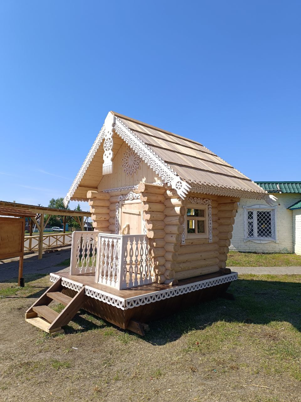 Резные изделия купить в Екатеринбурге по цене от производителя из высококачественного материала